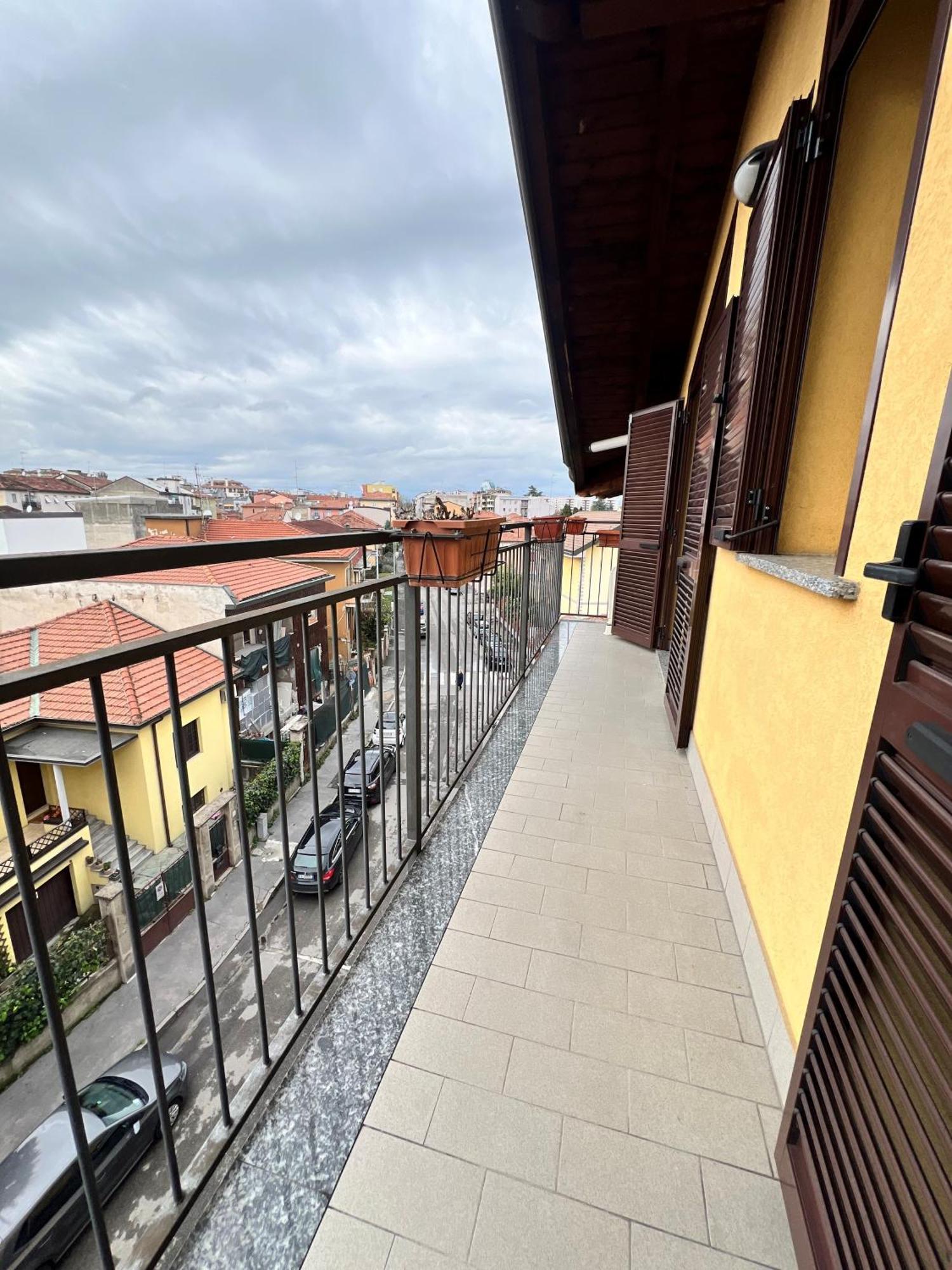 Ferienwohnung Mansarda Polpetta Corsico Exterior foto